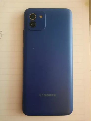 Telefono Samsung A03. Azul. Como Nuevo. Funciona Perfecto.