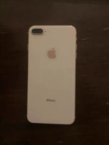 iPhone 8 Plus