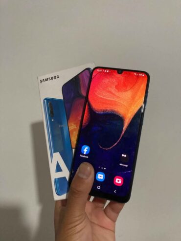SAMSUNG A50 COMO NUEVO