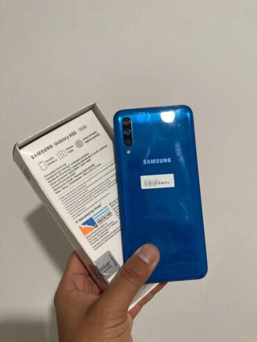 SAMSUNG A50 COMO NUEVO