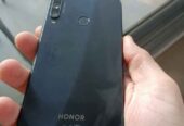 Honor 9C 4GB/64GB Libre de fabrica con cargador y fundas