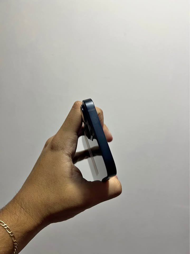 Venta iPhone 14 de 128gb con cargador