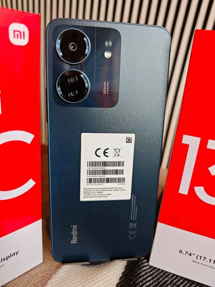 REDMI 13 C DUAL SIM de 256 GB y 8 RAM. Nuevo en Caja Sellada de Fabrica