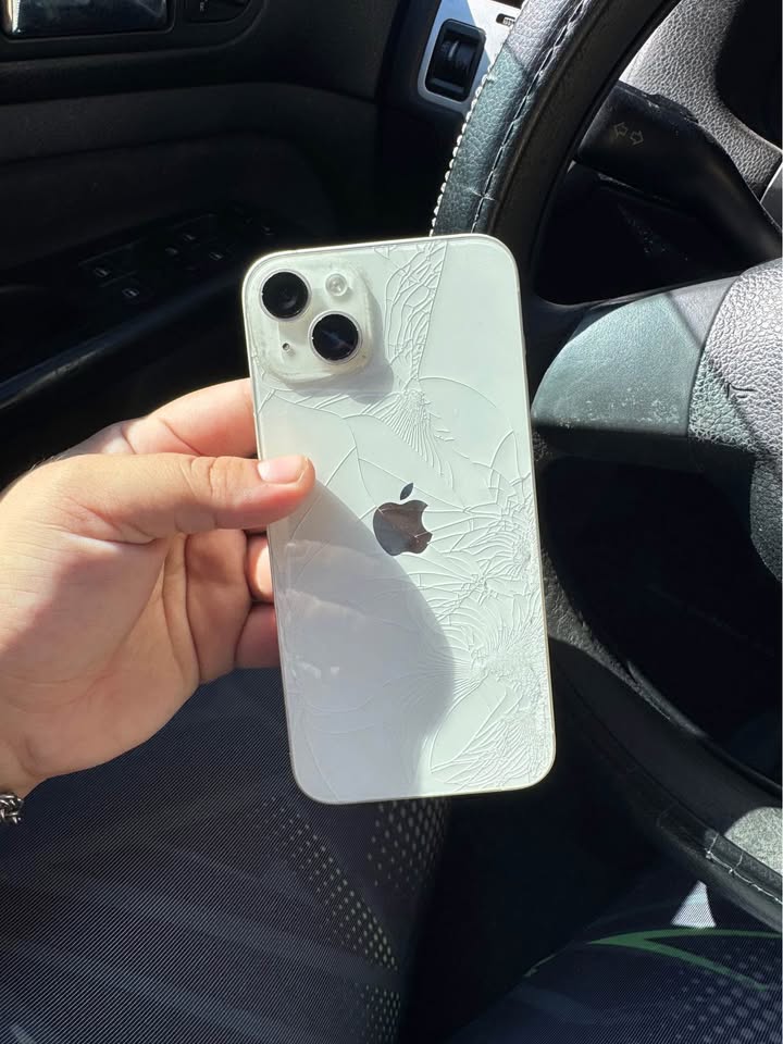 VENDO IPHONE 14 PLUS DE 256 GB BATERÍA AL 87% ORIGINAL