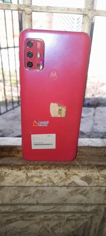 VENDO YA MOTO G20 LIBRE DE FABRICA LISTO PARA SER USADO