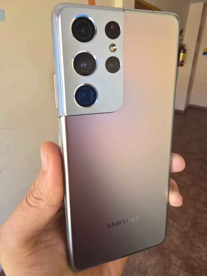 Samsung s21 Ultra 5g 256Gb y 12 De Ram. Solo a E-sim chip virtual. IMPECABLE!