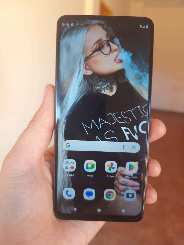 Moto G24 Power de 256 gb y 8 de ram. Libre de fabrica! Impecable