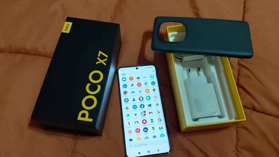 Xiaomi Poco X7 5G completo, libre de fabrica cambio x celu igual gama no vendo