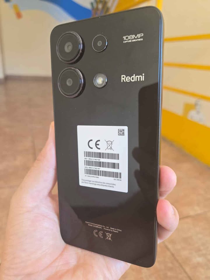 Redmi Note 13 de 256 GB y 8+4 de RAM. Impecable como nuevo! LIBRE DE FABRICA!