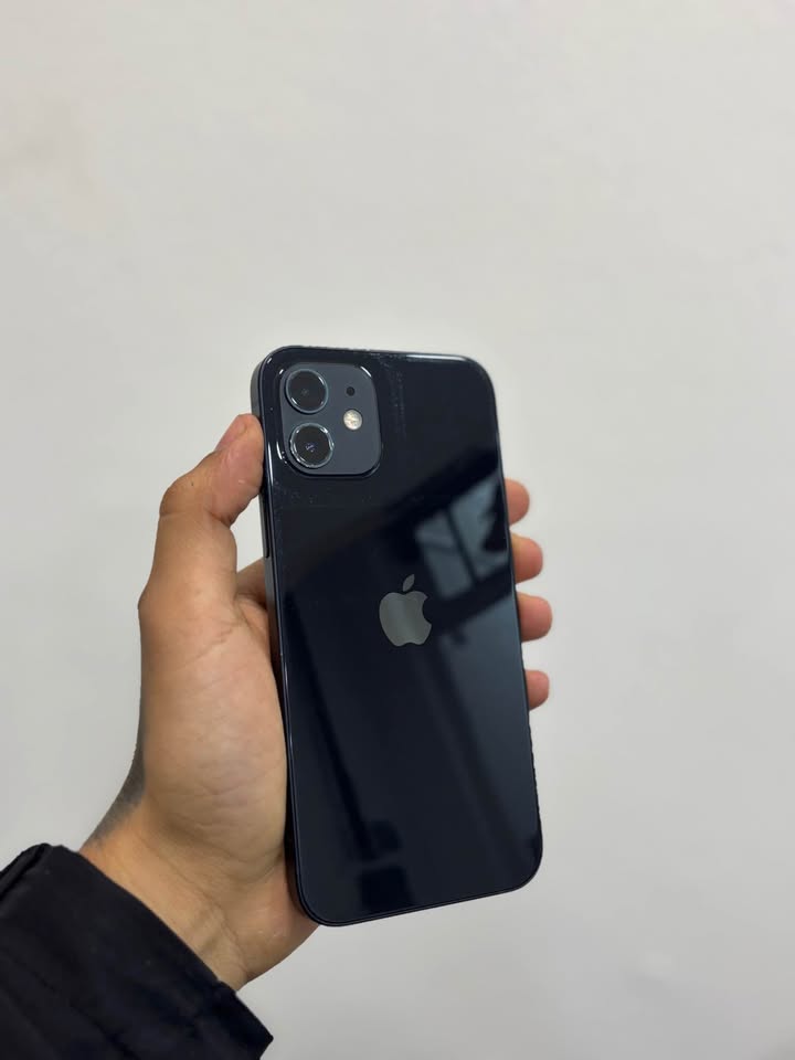 iPhone 12 libre de todo