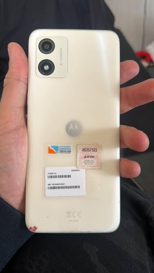 E13 CON CAJA Y CARGADOR