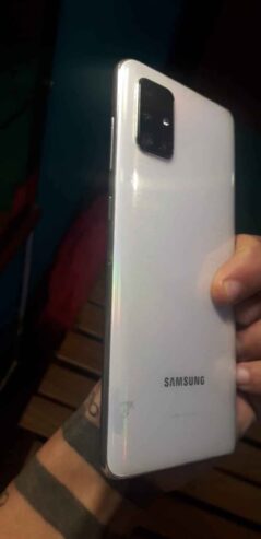 Samsung A71 Igual a Nuevo