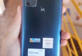 Moto G20 de 128 GB y 4 de RAM. Libre de fabrica. Excelente condición