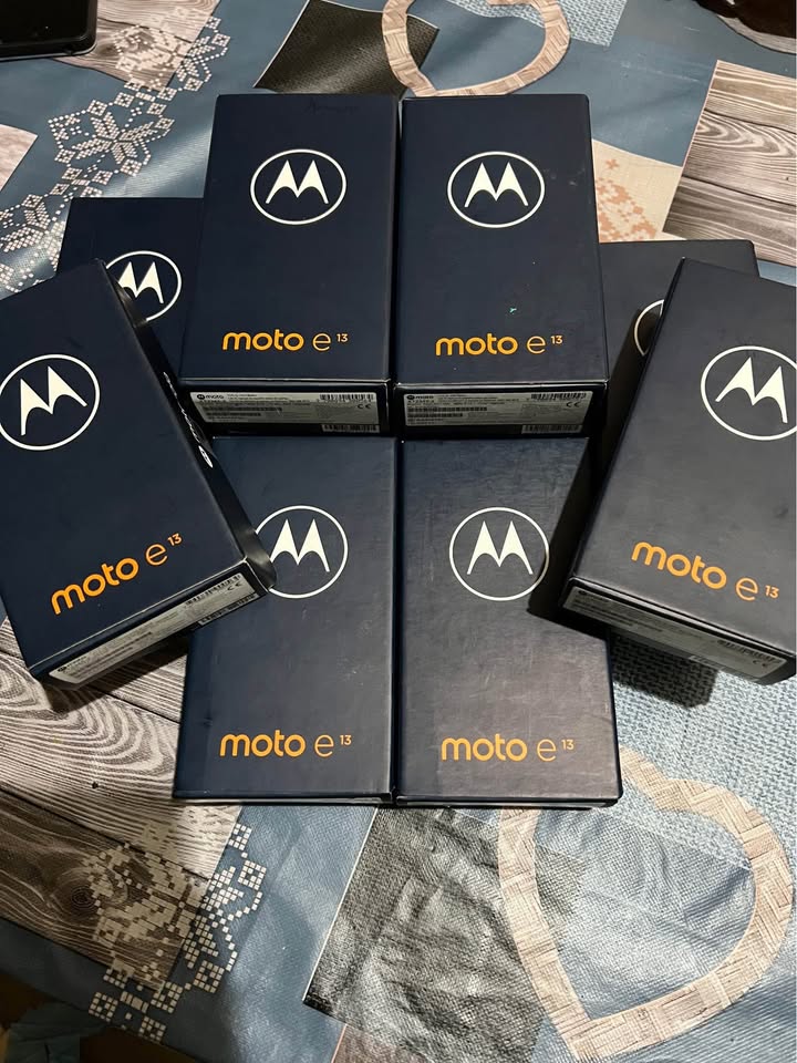 Vendo e13 en caja libre sin detalles