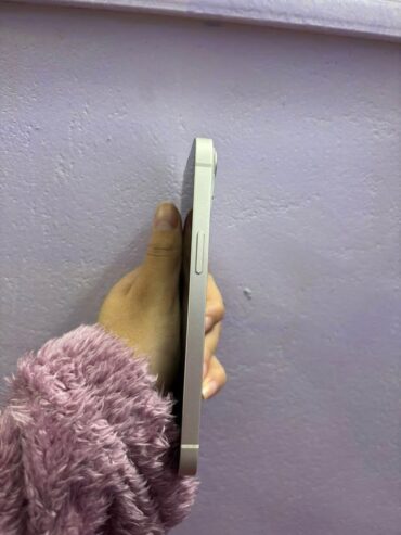 iPhone 13 Blanco Excelente estado ✅