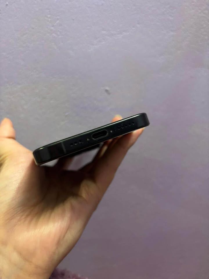 iPhone 16 Pro 256 GB Excelente Estado. (Chip físico)