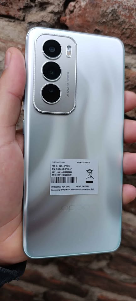 Vendo o permuto OPPO Reno 12 5g