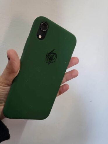 XR 128 GB LIBRE DE TODO