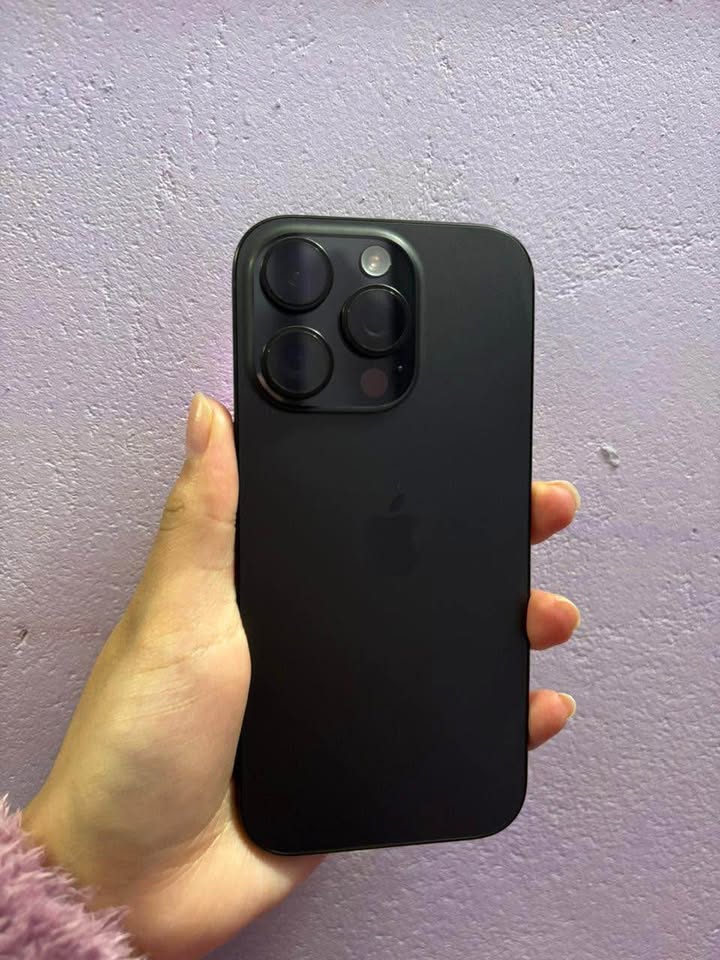 iPhone 16 Pro 256 GB Excelente Estado. (Chip físico)