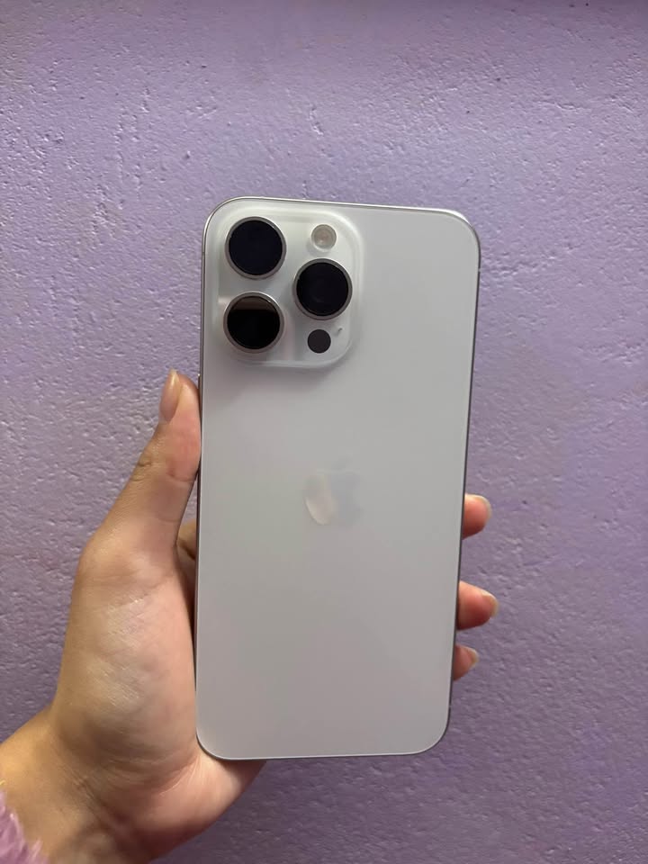 iPhone 15 Pro Max Excelente Estado✅