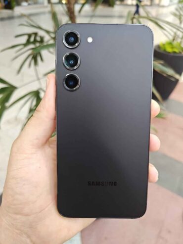 Samsung S23 Plus de 256 gb y 8 de ram. Con cargador nuevo. Libre de fabrica. EXCELENTE ESTADO!