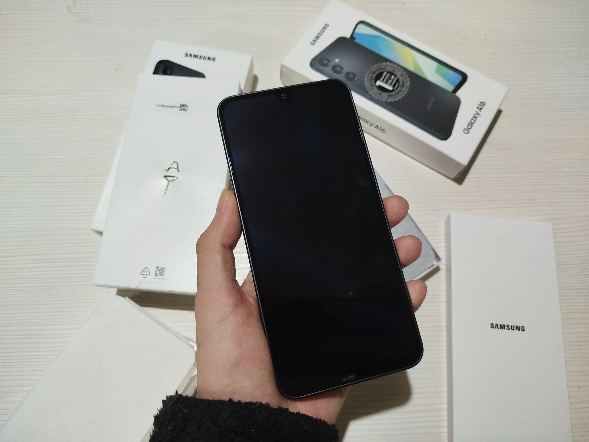 SAMSUNG GALAXY A16 8GB DE RAM Y 256GB DE ALMACENAMIENTO Y NFC