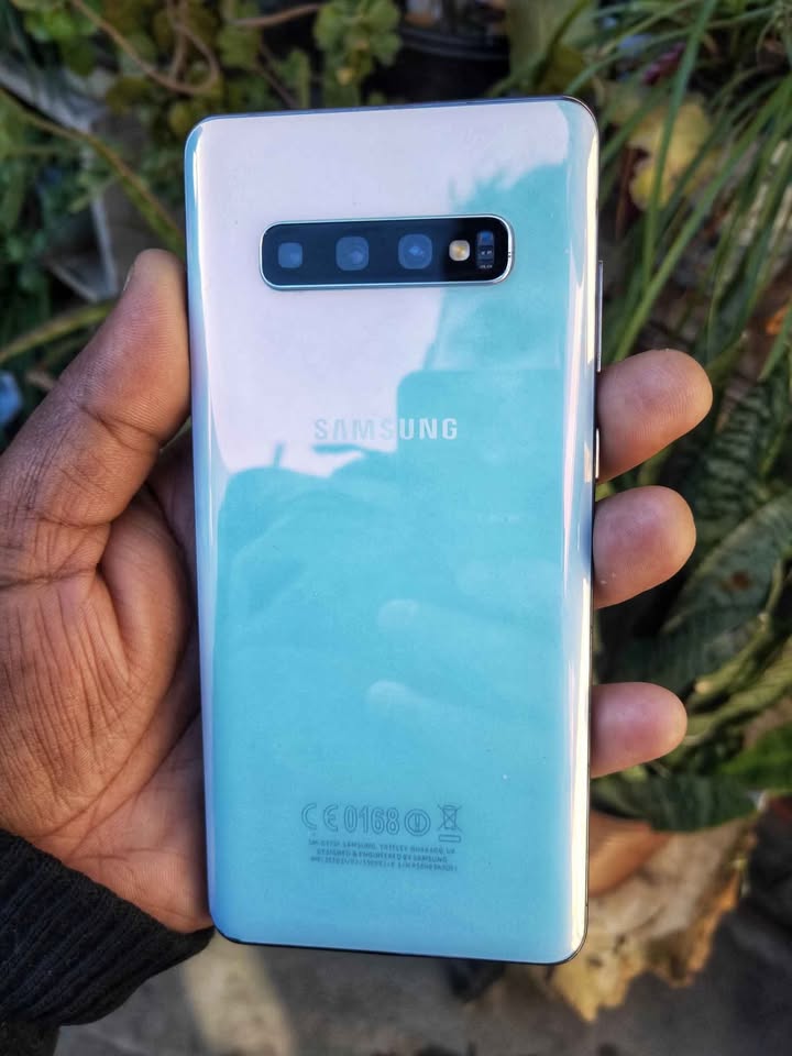 Vendo o permuto Samsung S10+ 128GB