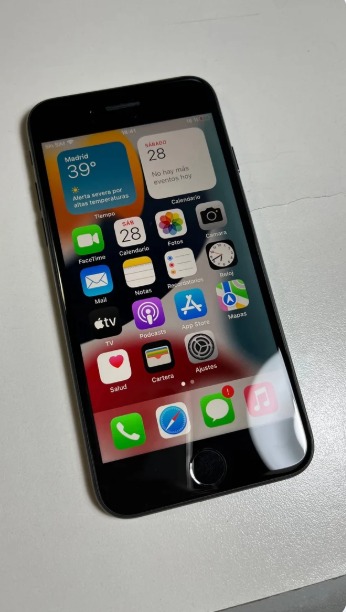 vendo iphone 7 con cargador original y funda