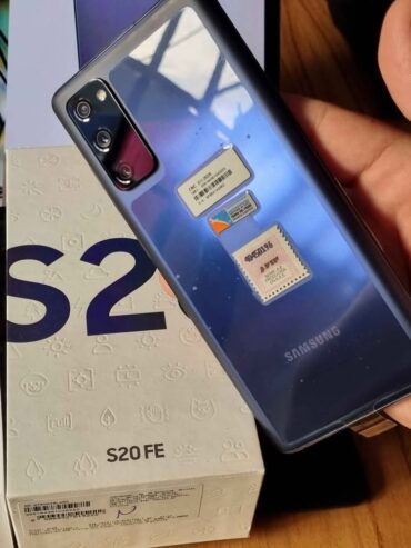 Vendo SAMSUNG S20FE AZUL LIBRE 5G 128GB 6RAM IMPECABLE NO PERMUTO