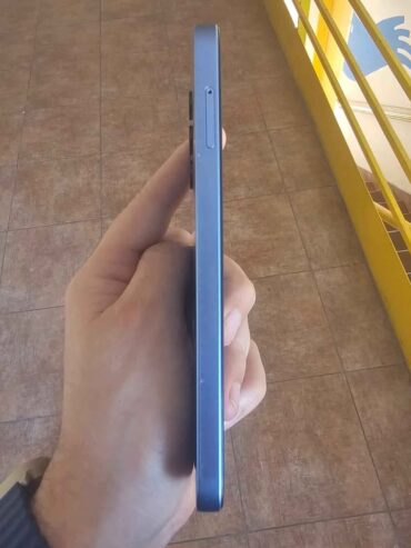 Samsung A25 5G Dual Sim 128 gb y 6 ram. Libre de fabrica, ambas SIM funcionan. Excelente condicion !