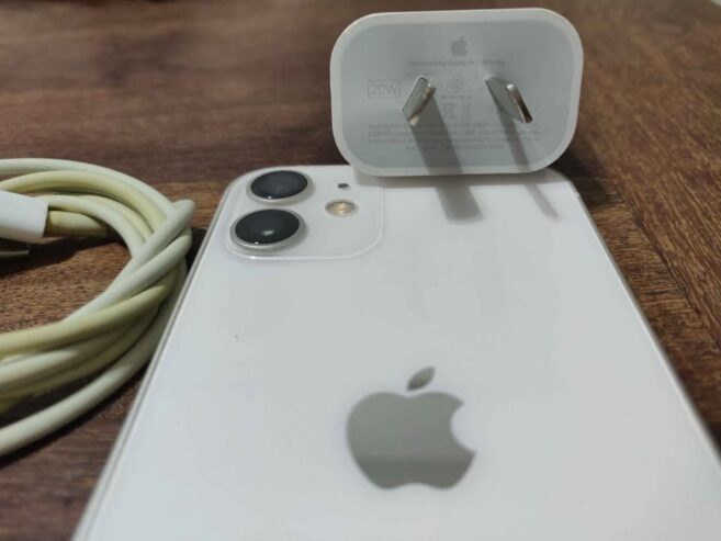 iPhone 12 mini de 64gb vendo o permuto