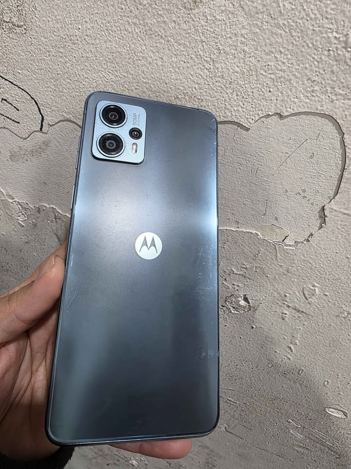 Moto g23 libre de fábrica. No permuto Impecable de 128GB de almacenamiento.