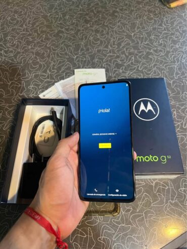 Vendo moto g52 completo en caja libre sin detalles