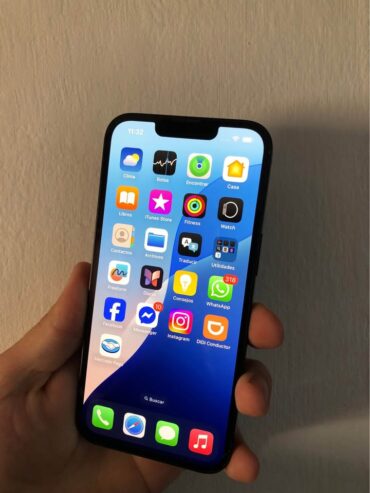 VENDO IPHONE 13 IMPECABLE