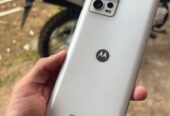 Vendo moto g72 libre de fábrica sin detalles
