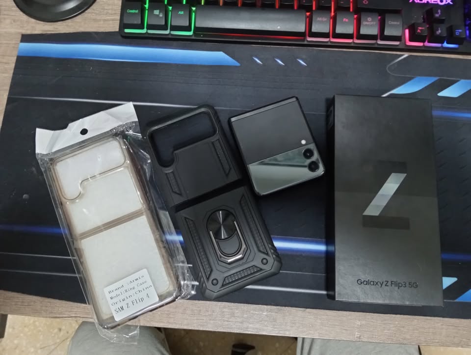 📱 Samsung Galaxy Z Flip 3 5G – IMPECABLE – ANDROID 15 📱