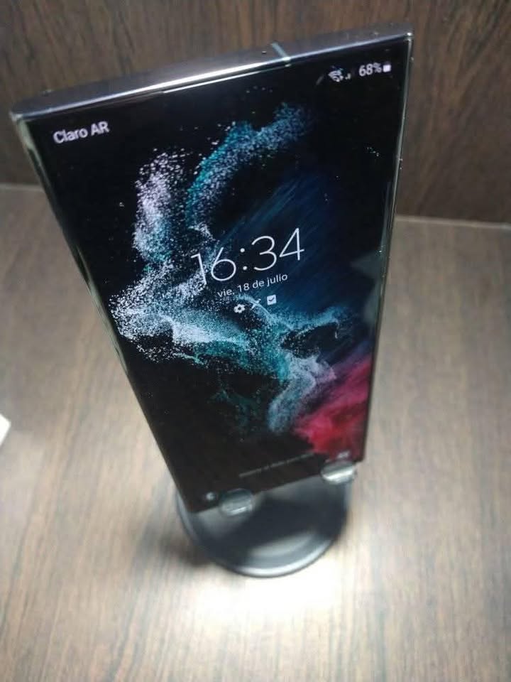 Samsung galaxy S22ULTRA// 256GB // 12GB RAM // PRECIO NEGOCIABLE