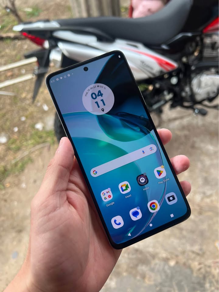 Vendo moto g72 nuevo libre sin detalles