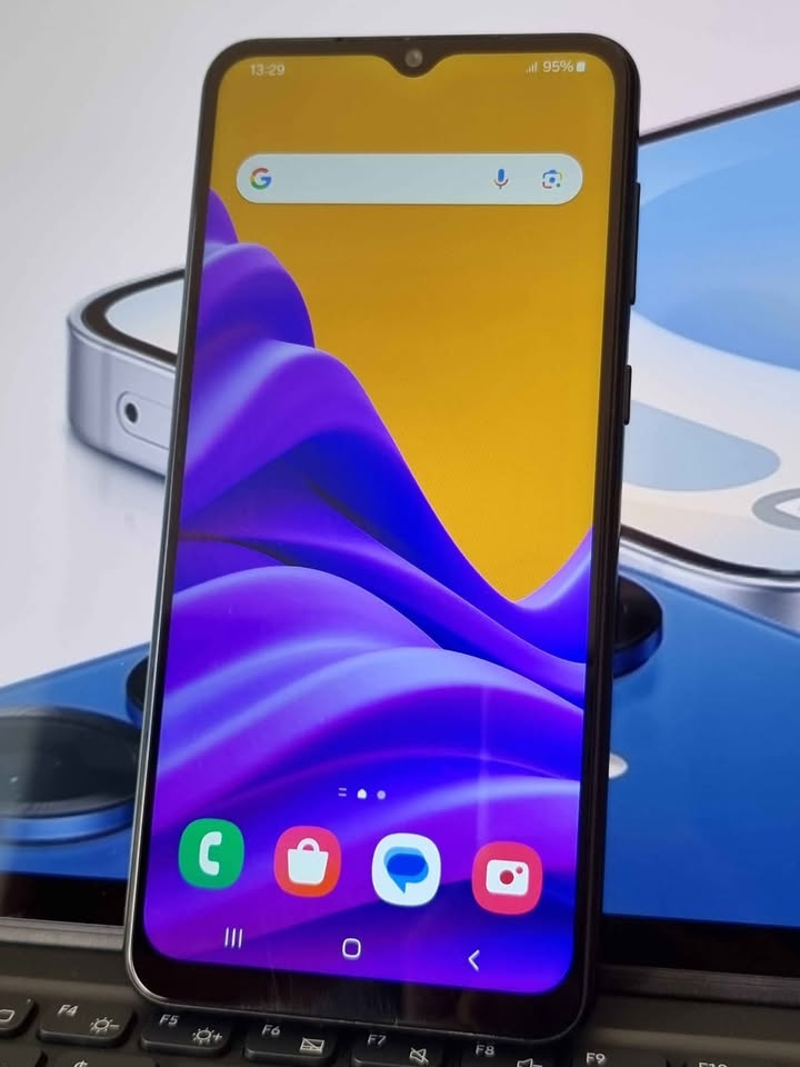 Vendo celular Samsung A04 libre 128gb 4ram impecable , NO PERMUTO.