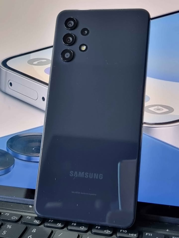 Vendo celular Samsung A32 libre 128gb 4ram huella facial nfc , NO PERMUTO.