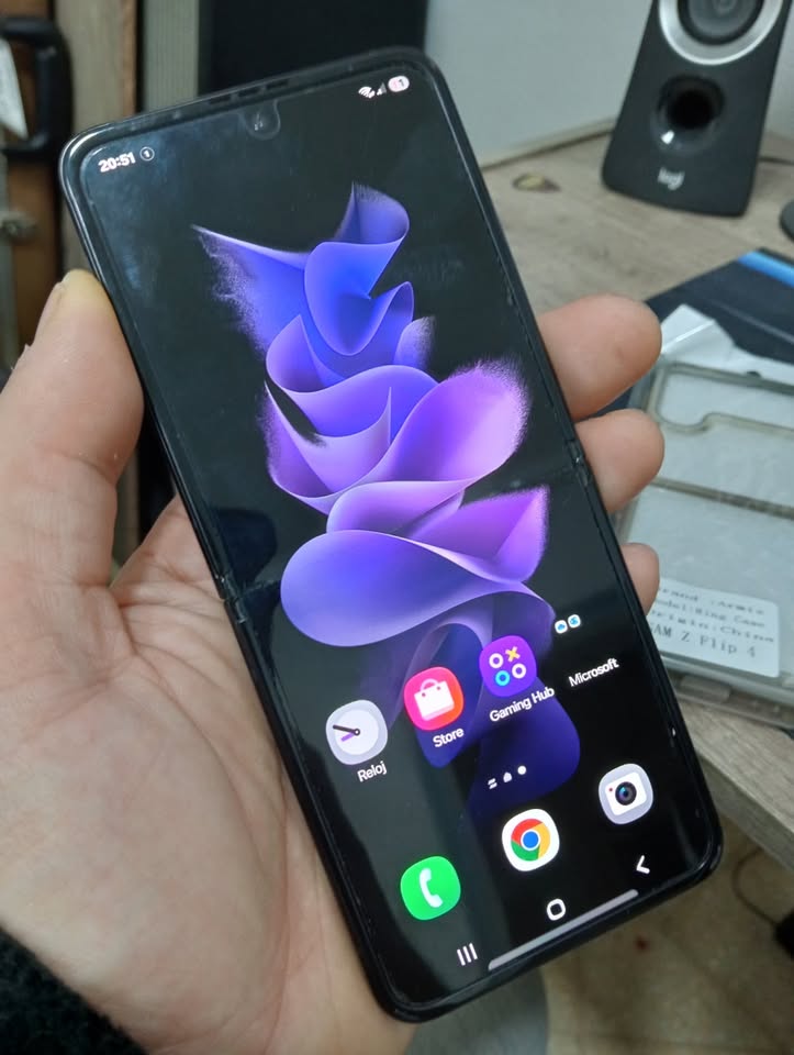 📱 Samsung Galaxy Z Flip 3 5G – IMPECABLE – ANDROID 15 📱