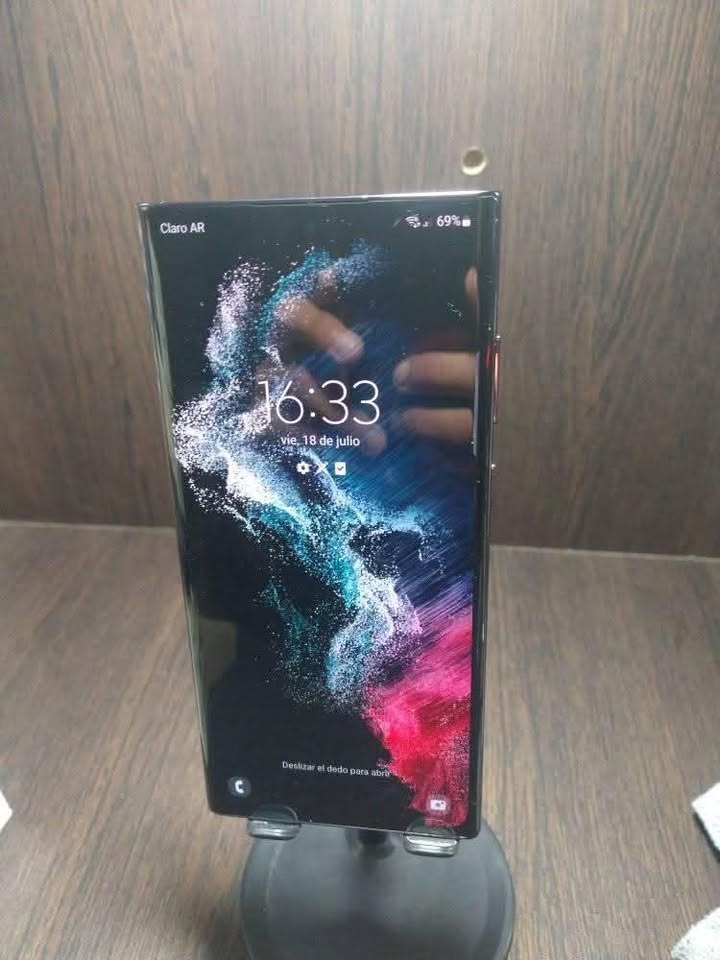 Samsung galaxy S22ULTRA// 256GB // 12GB RAM // PRECIO NEGOCIABLE