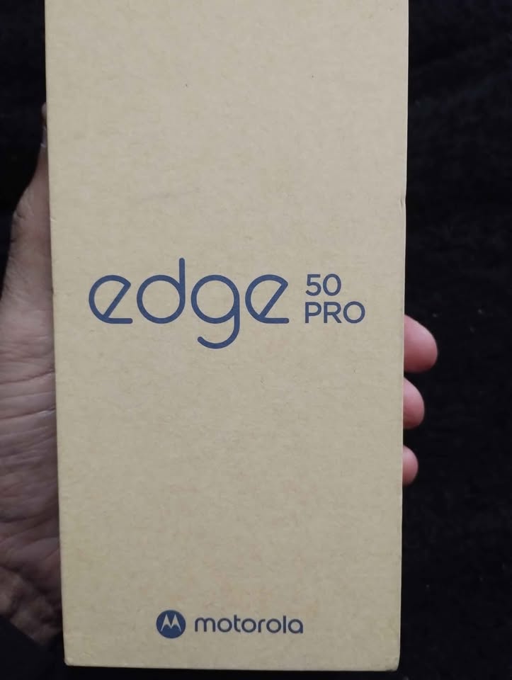 MOTOROLA EDGE 50 PRO 512GB 12 RAM SOLO VENDO