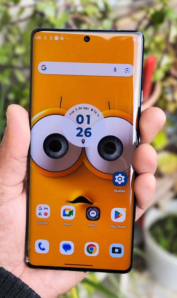 Moto Edge 40 Pro libre ” Snap 8 gen 2″