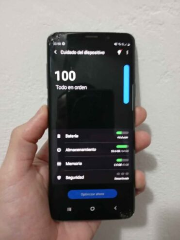 Samsung Galaxy S9+ astillado