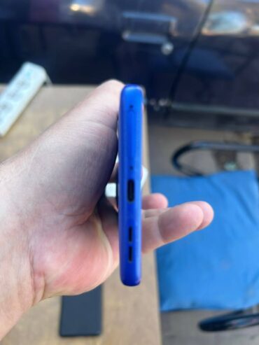 CAMBIO MOTO G85 5G DE 8+8 Y 256 IMPECABLE LIBRE DE SIM Y ESIM CAMBIO X CELU IGUAL GAMA NO VENDO
