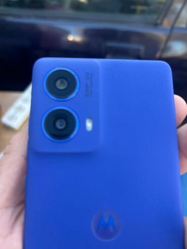 CAMBIO MOTO G85 5G DE 8+8 Y 256 IMPECABLE LIBRE DE SIM Y ESIM CAMBIO X CELU IGUAL GAMA NO VENDO