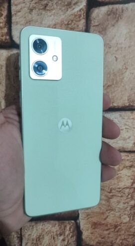 MOTOROLA G54