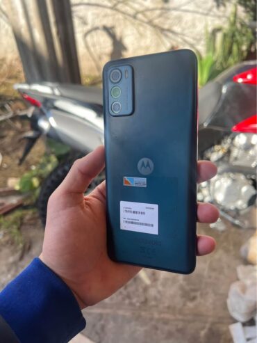 Vendo moto g42 en caja libre sin detalles!