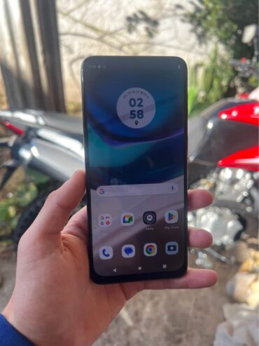 Vendo moto g42 en caja libre sin detalles!